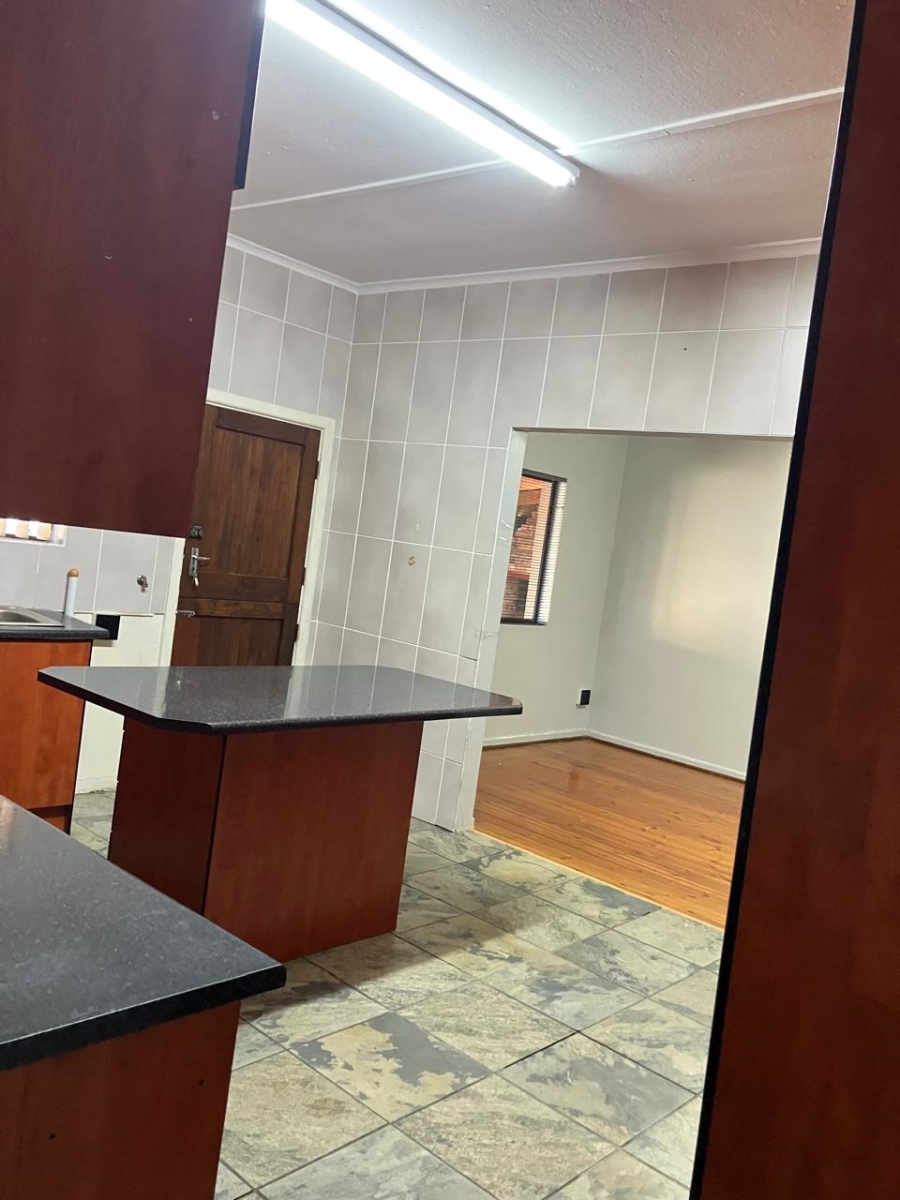 To Let 2 Bedroom Property for Rent in Mosel Eastern Cape